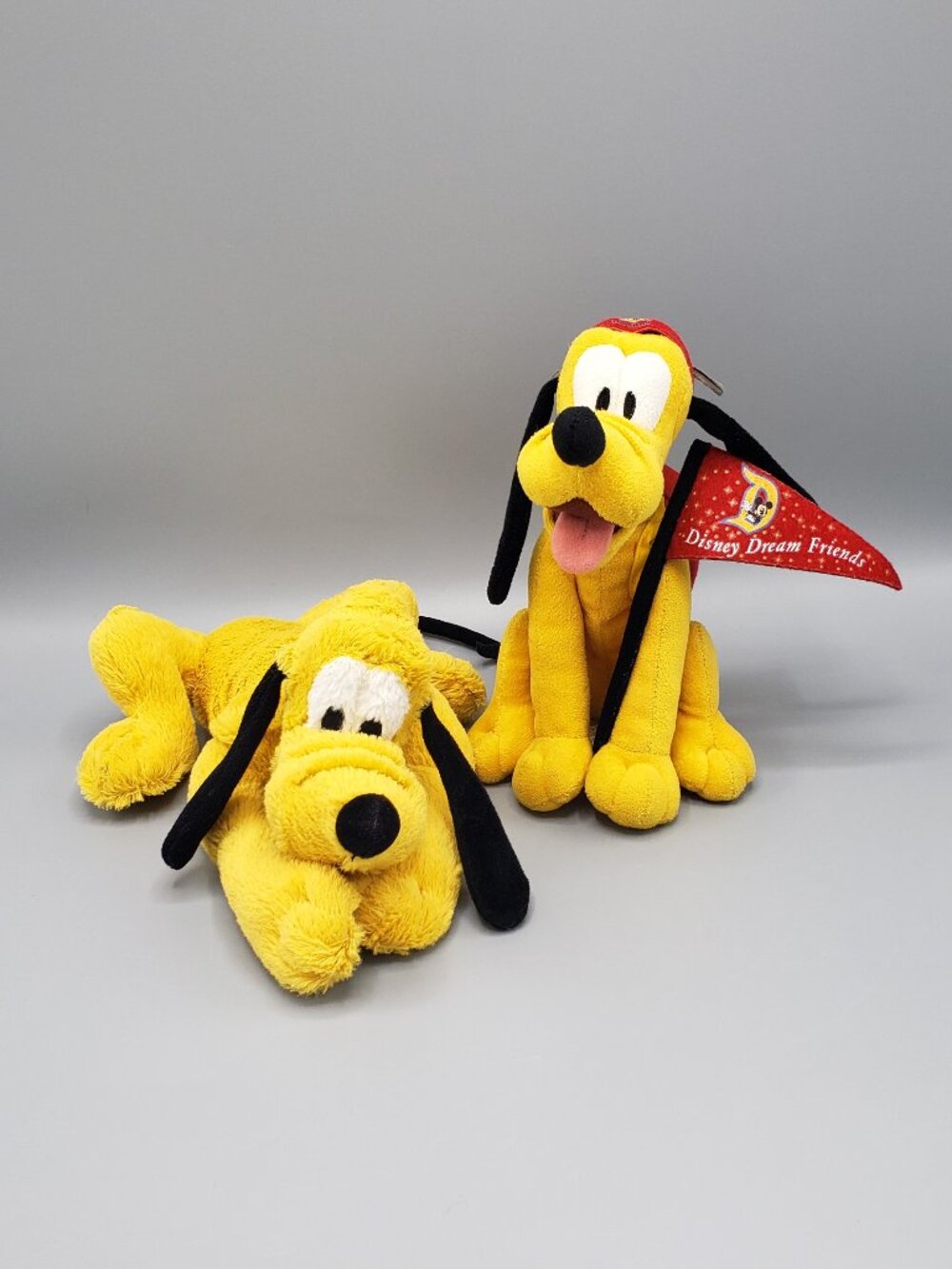 Disneyland Pluto Plush Lot of 2 Disney Dream Friends Red Backpack Green Collar